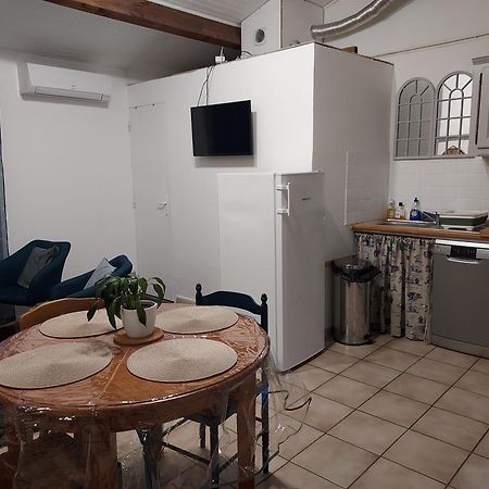 Appartement L'Esquirou à Rocbaron Extérieur photo