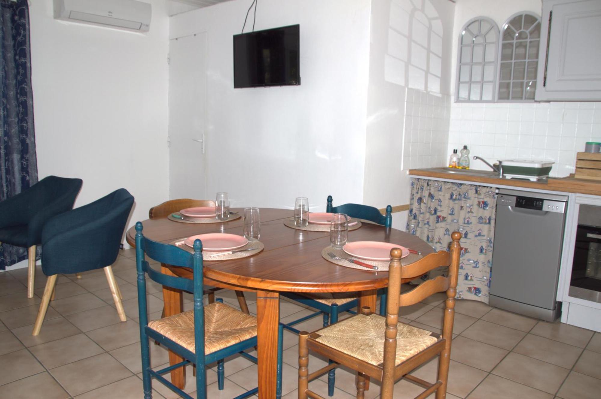 Appartement L'Esquirou à Rocbaron Extérieur photo